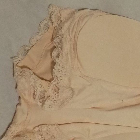 5/$25 NWOT Padded Shapewear shorts Medium - Picture 3 of 13